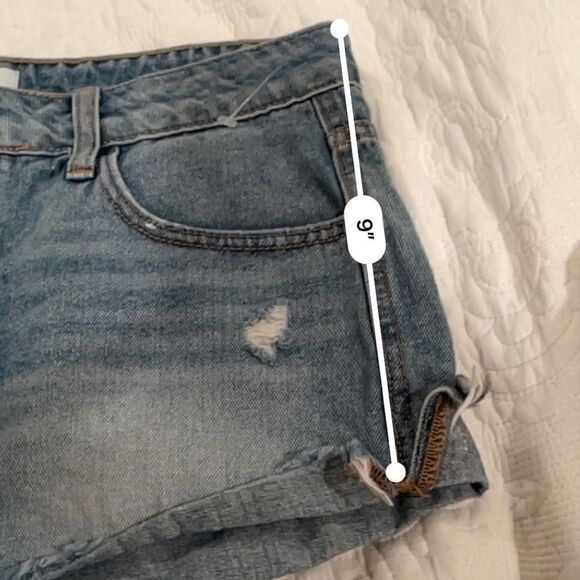 Stella Laguna Beach button jean distressed shorts - Picture 9 of 11